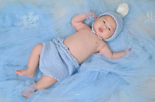 呼和浩特宝宝几个月开始吃辅食 呼和浩特宝宝几个月开始吃辅食